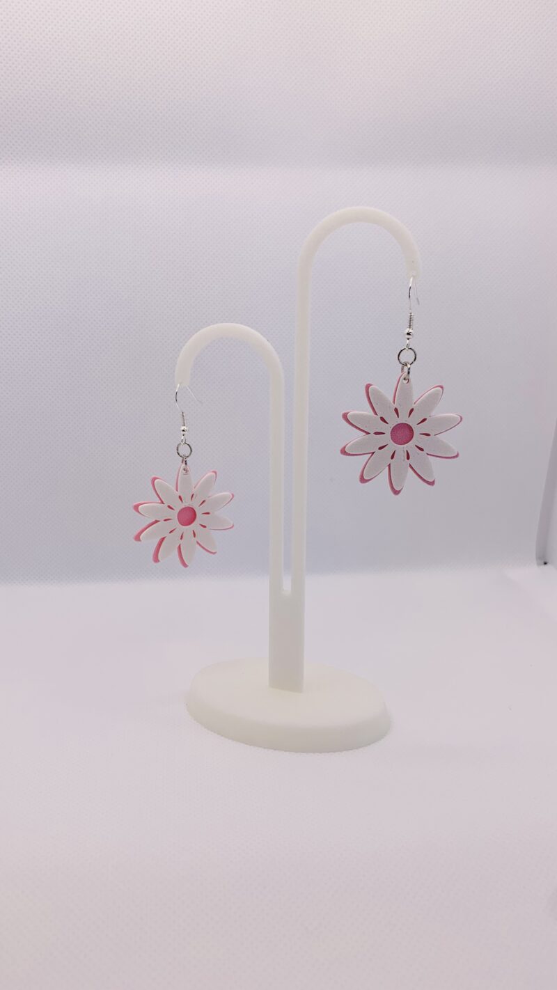 Daisy Flower Dangle Earrings - Image 3