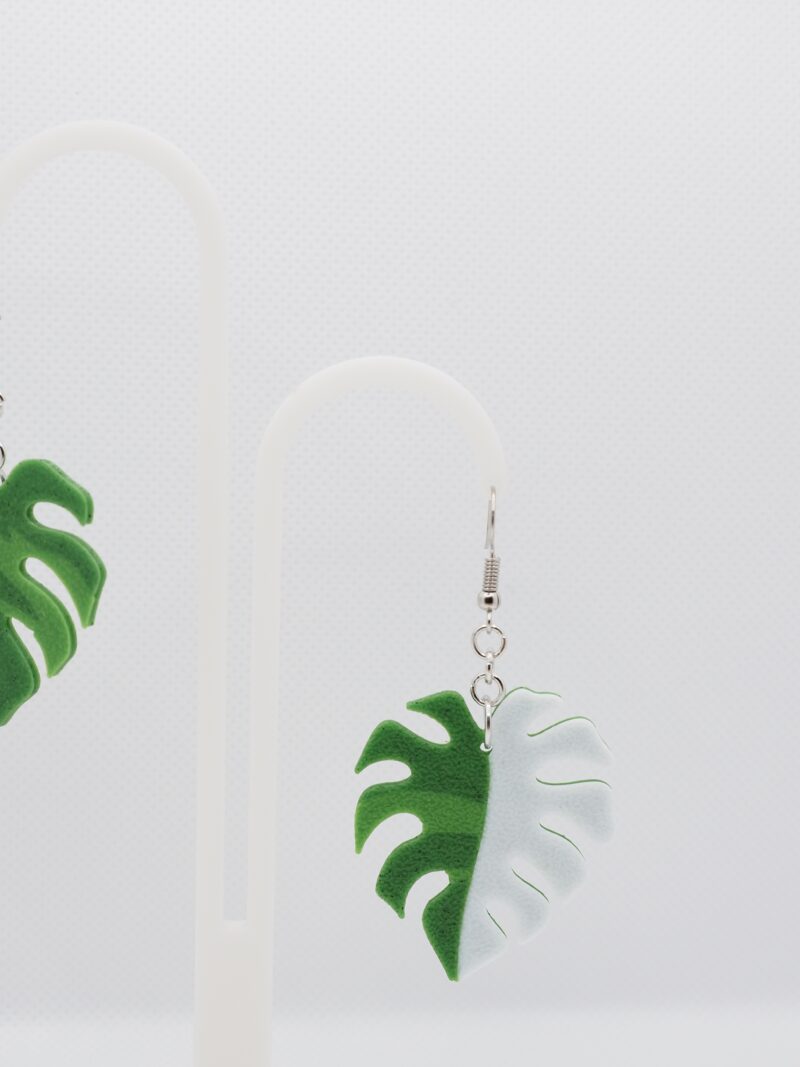 Tropical Monstera Leaf Earrings - Image 4